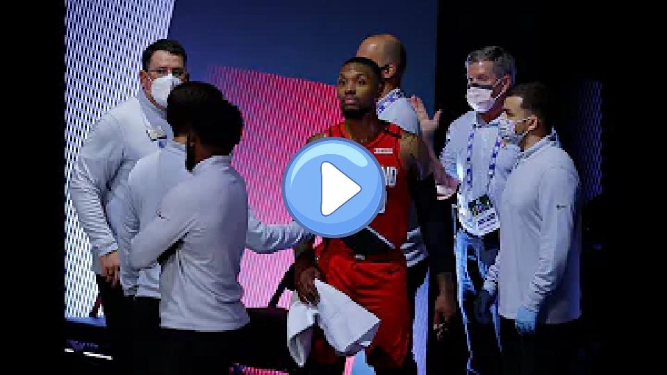 Play video: Damian Lillard Dislocates Left Index Finger in Game 2 vs. Lakers Video thumb: Damian Lillard Dislocates Left Index Finger in Game 2 vs. Lakers