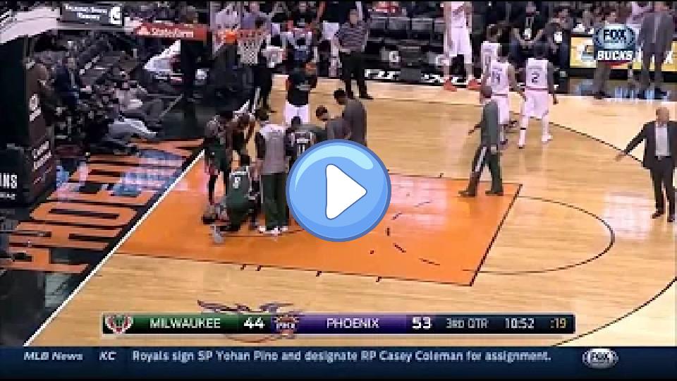 Video thumb: Jabari Parker injured against Phoenix (12/15/14)