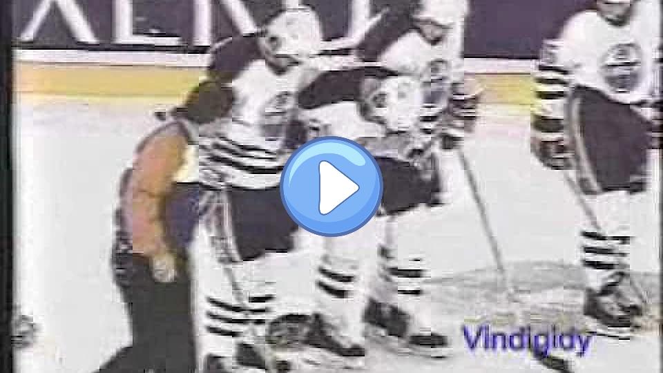 Video thumb: Messier injured 10/16/90