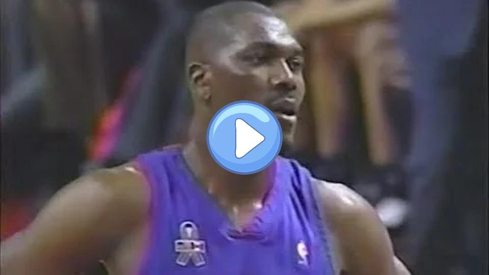 Video thumb: Hakeem Olajuwon's Final Double-Digit Performance (2002 Playoffs)