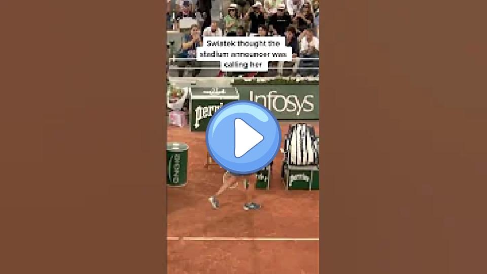 Video thumb: Another classic Iga Swiatek moment from Roland Garros 🤣 #shorts #RolandGarros #IgaSwiatek