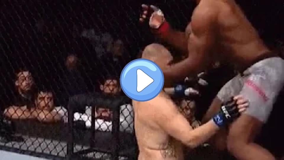 Video thumb: Cain Velasquez Knocked Out | Slow Motion | Before Knee Injury | Francis Ngannou
