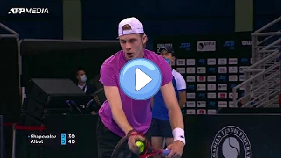 Video thumb: Denis Shapovalov crashes out of Sofia Open in an ill-tempered display