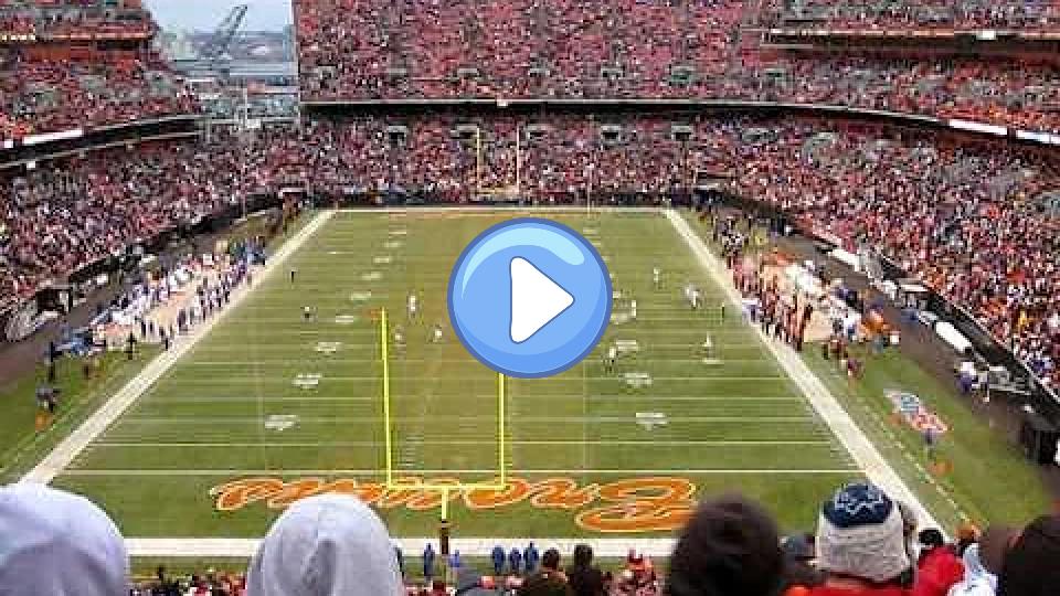 Video thumb: Browns fans cheer Anderson after he gets hurt.