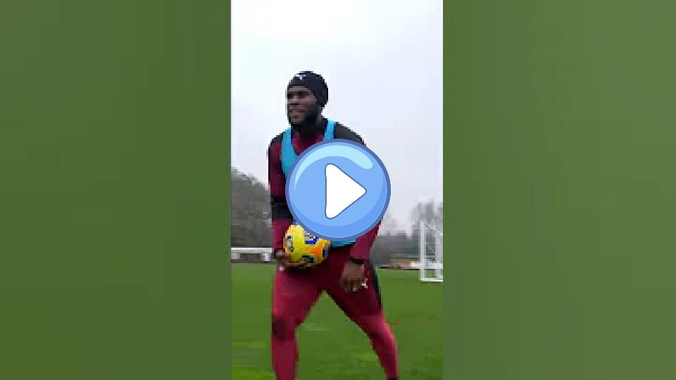 Video thumb: President Kessie is practicing 😃 | #shorts