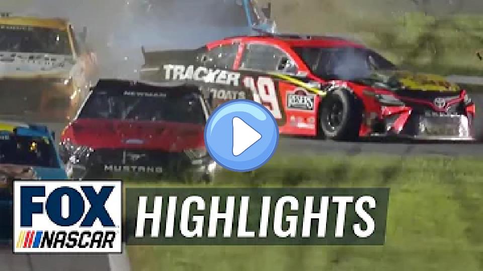 Video thumb: Martin Truex Jr. suffers damage in major wreck at Daytona | NASCAR ON FOX HIGHLIGHTS