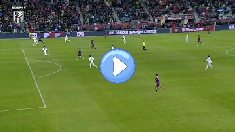 Play video: USMNT vs. El Salvador: Antonee Robinson Goal - January 27, 2022 Video thumb: USMNT vs. El Salvador: Antonee Robinson Goal - January 27, 2022