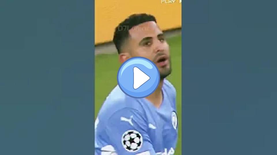 Video thumb: Pep Guardiola's Reaction to Unlucky Riyad Mahrez 💔🥶🥺