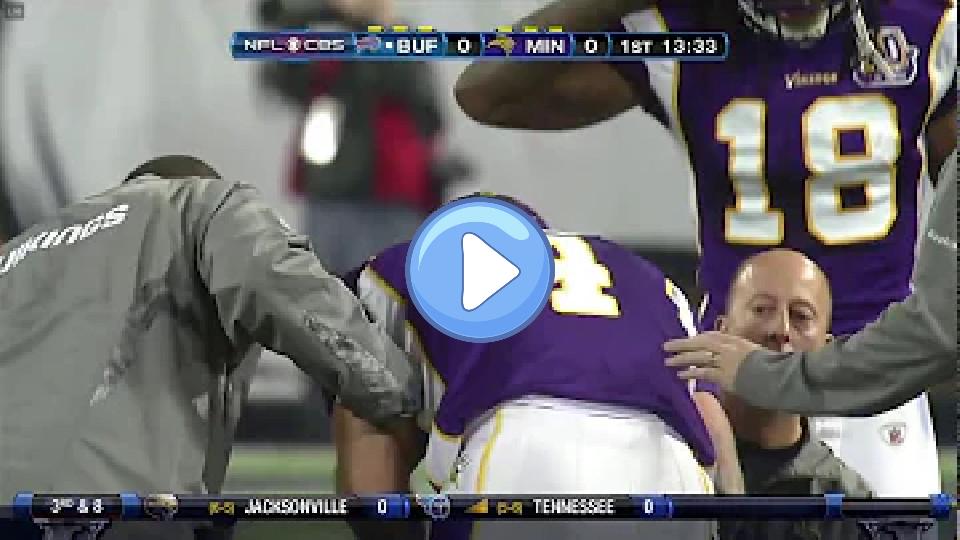 Video thumb: Arthur Moats hits Brett Favre, ends consecutive games streak
