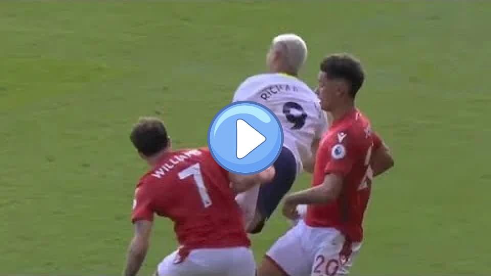 Video thumb: When Richarlison got annihilated by Brennan Johnson for showboating 😂