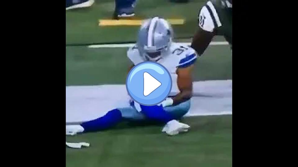 Video thumb: Cowboys DB Byron Jones pops his knee back into place and continues to play. 😧