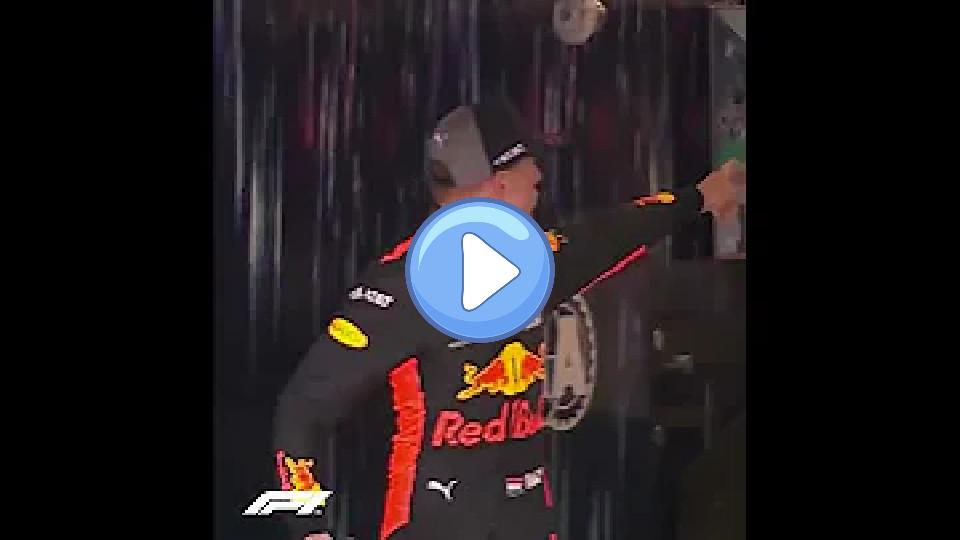 Video thumb: Max Verstappen confronts Esteban Ocon after the 2018 F1 Brazilian GP!