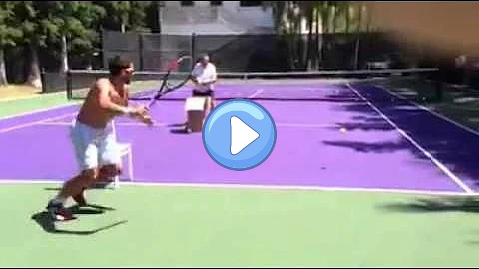 Video thumb: Janko Tipsarevic practicing running forehand shots