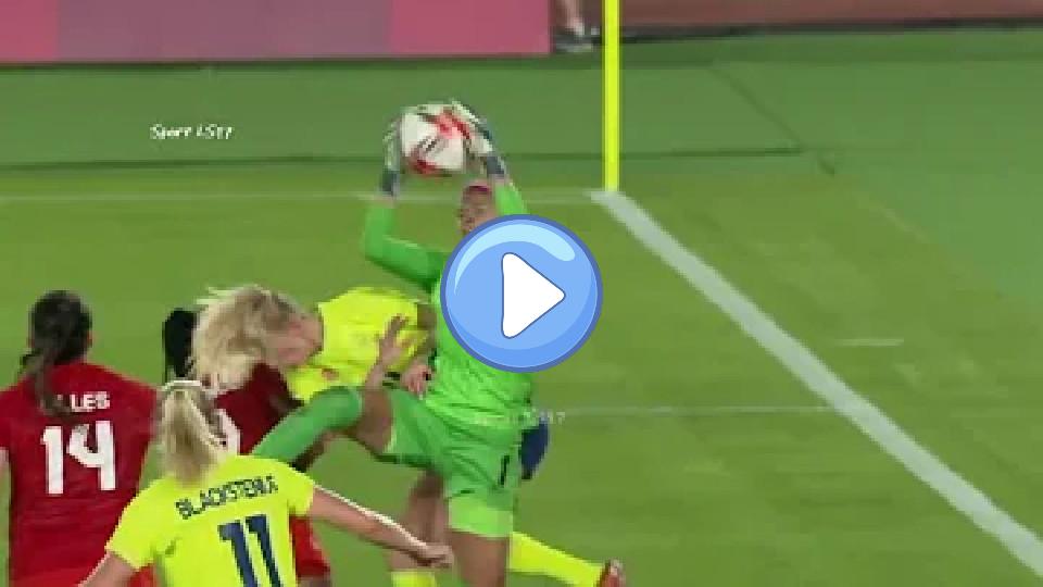 Video thumb: Stephanie Labbé: Craziest Saves Ever ● Olympic Hero HD