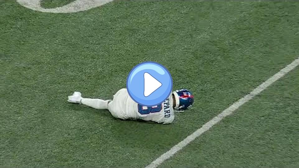 Video thumb: Sterling Shepard Suffers Scary Non-Contact Leg Injury, Carted Off