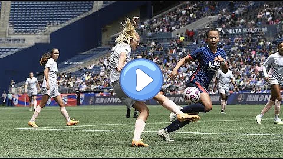 Video thumb: Angel City FC | Claire Emslie's Goal