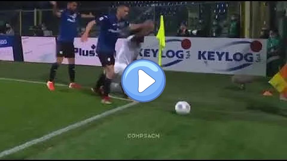 Video thumb: Kessie’s incredible ball protection against three Atalanta players 😱