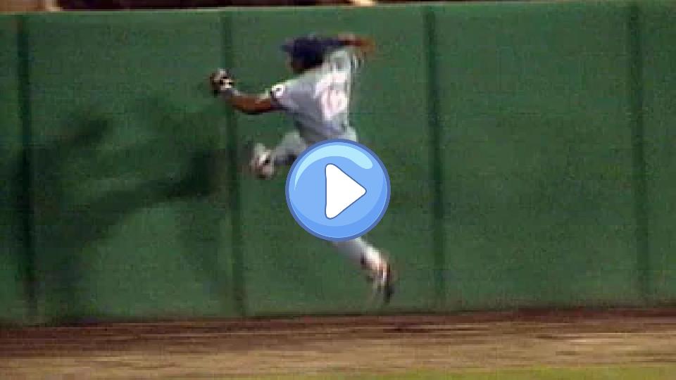 Video thumb: Bo scales the wall in Baltimore.