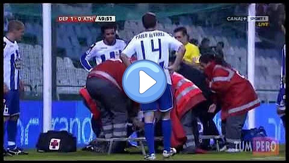 Video thumb: Filipe Luís broke his leg. Deportivo vs. Athletic, 1/23/2010.