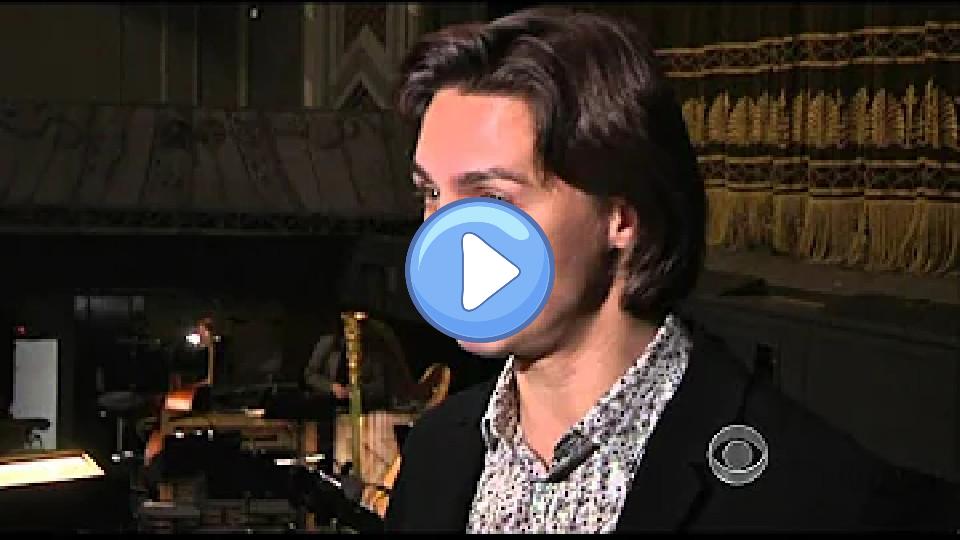 Video thumb: Russian ballet director attacked with acid.