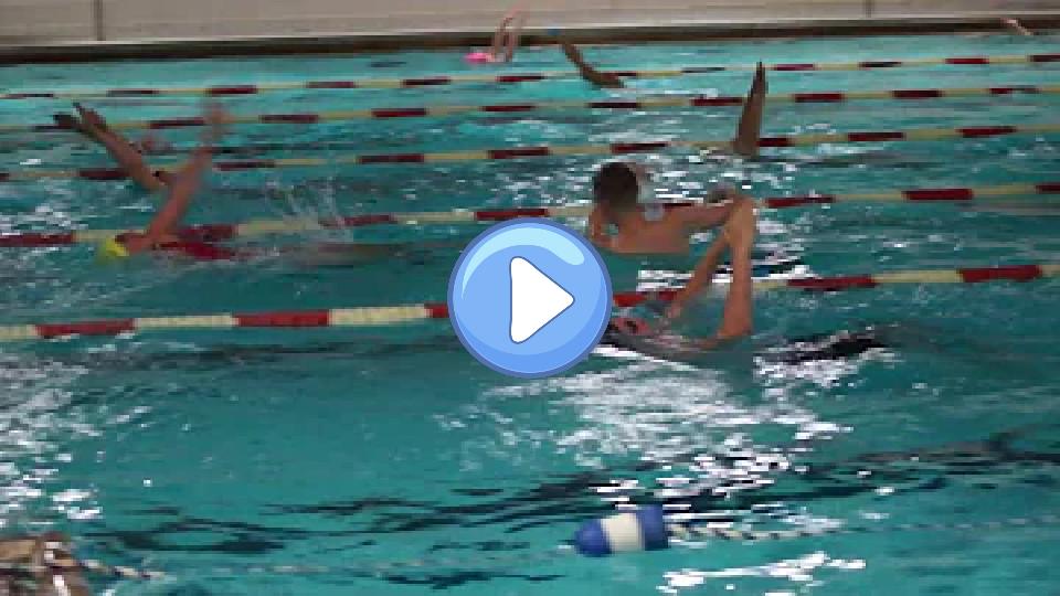 Play video: Amanda Beard Olympic Swim Clinic: Fly Kick on Back - Arms Straight Up Video thumb: Amanda Beard Olympic Swim Clinic: Fly Kick on Back - Arms Straight Up