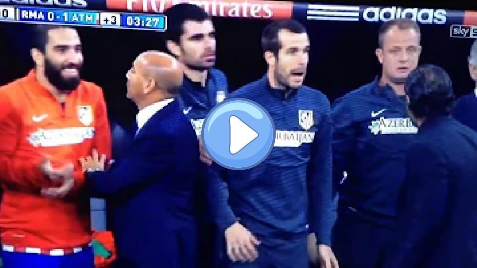 Video thumb: Thibaut Courtois suffers a severe injury caused by Gareth Bale. Viewer discretion is advised due to graphic content.