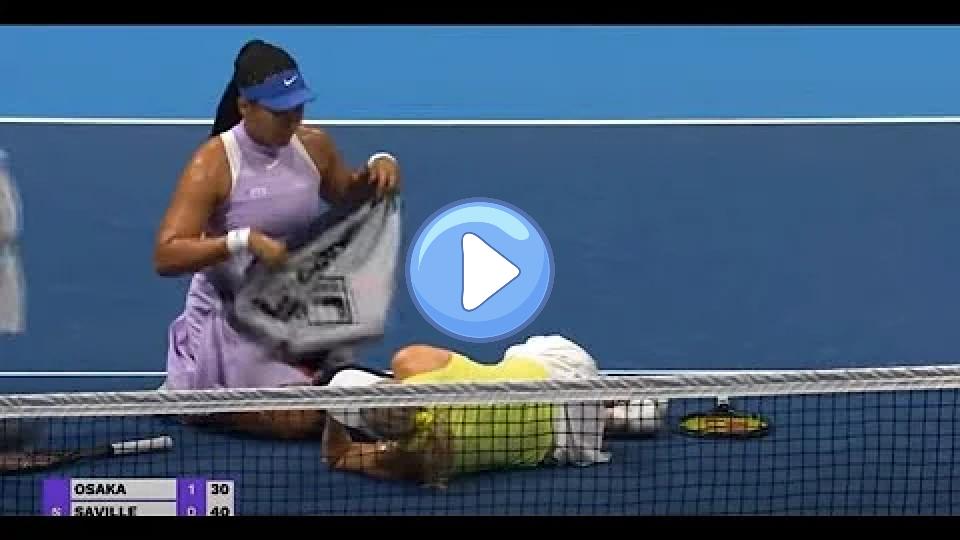 Video thumb: Naomi Osaka vs Daria Saville (Severe ACL Injury)