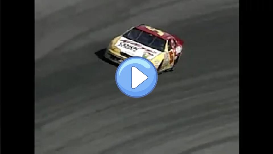 Video thumb: Terry Labonte's Dominant Day at Rockingham Ends in Disappointment - 1996 Goodwrench Service 400