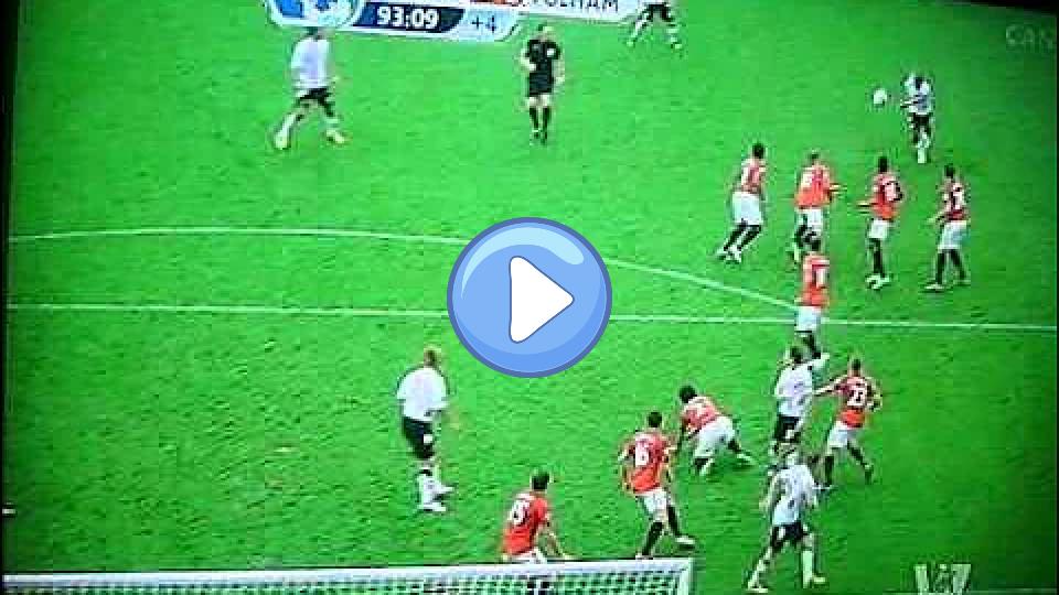 Video thumb: Wayne Rooney - Terrible Injury vs. Fulham London