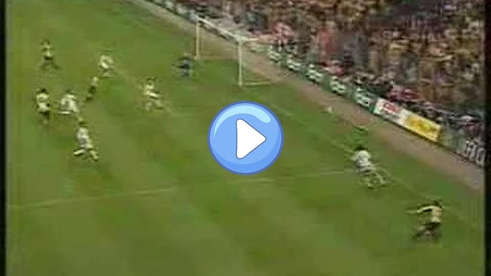 Video thumb: Claudio Taffarel, Arsenal vs. Galatasaray, UEFA Cup Final 2000 in Copenhagen