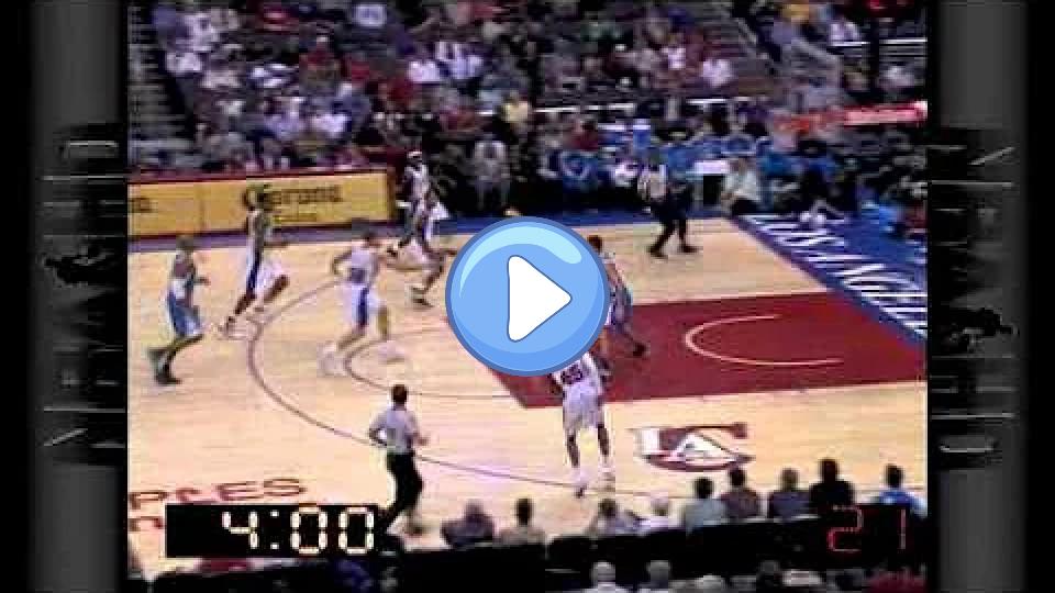 Video thumb: Blake Griffin Injury 2009 Preseason