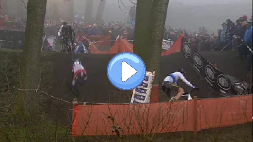 Video thumb: Mathieu Van der Poel Crash - Azencross Loenhout