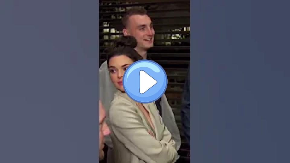 Video thumb: Kylian Mbappé when he saw Kendall Jenner for the first time 🤔😍🥰 #shorts
