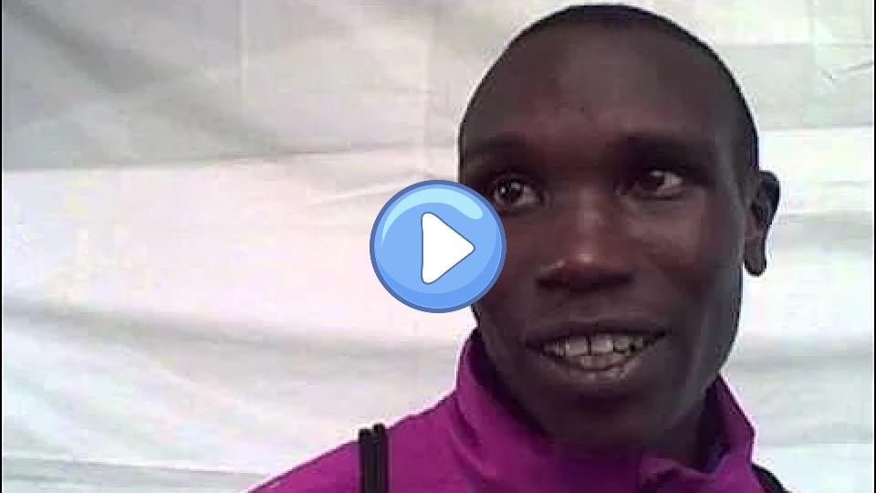 Video thumb: Geoffrey Kamworor Says His Back Hurt After the 10,000m Race