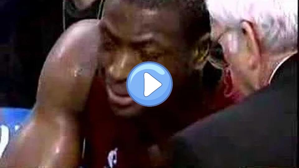 Video thumb: Dwyane Wade shoulder injury