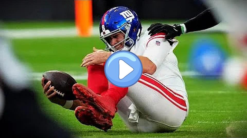 Video thumb: New York Giants QB Daniel Jones Suffers ACL Injury Against Vegas on 11/5/2023