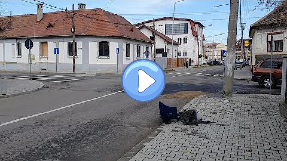 Video thumb: Accident at the intersection of I.C. Brătianu and Michael Weiss Streets | novatv.ro