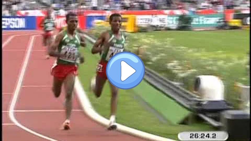 Video thumb: Bekele-Gebrselassie 10,000m, World Championships, Paris 2003