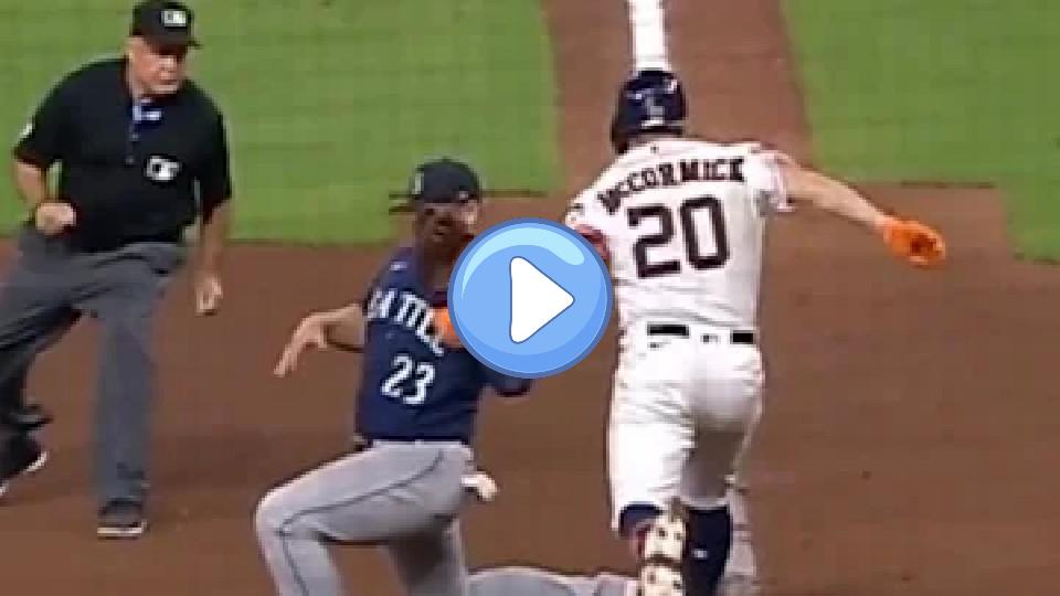 Video thumb: MLB | Astros Player Attempts To Knock Ball Out Of Fielder's Glove