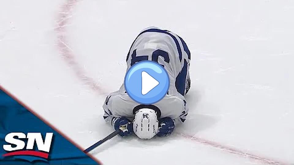 Video thumb: Maple Leafs' Auston Matthews Leaves Ice After Blocking Slap Shot with His Knee