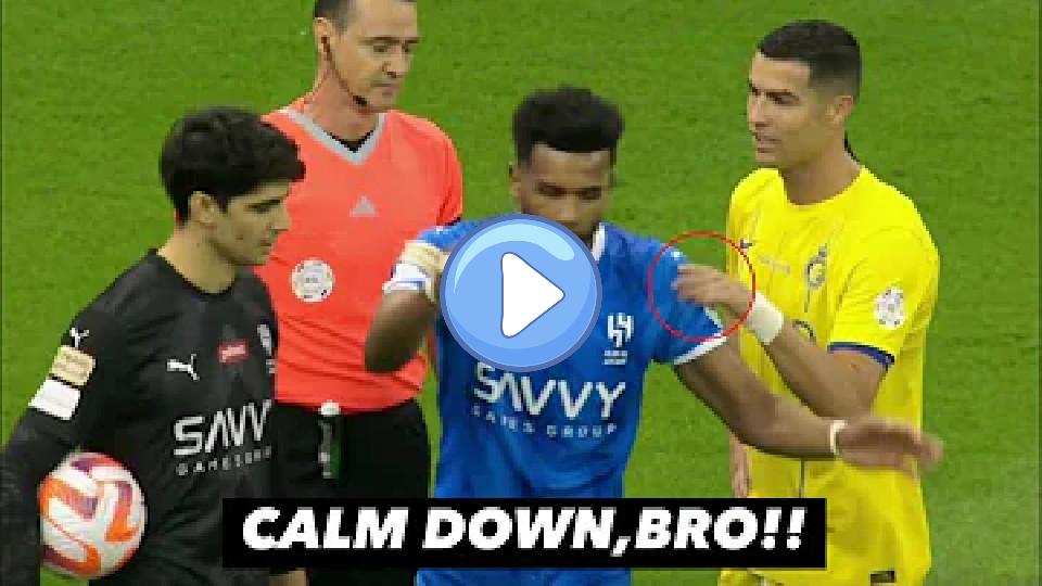 Video thumb: Cristiano Ronaldo and Sadio Mané told an opponent to calm down in the Al Hilal vs. Al Nassr match.