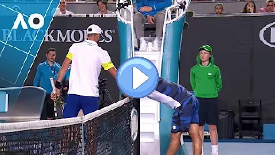 Video thumb: Paire stops Fabio Fognini from losing his temper | Australian Open 2017