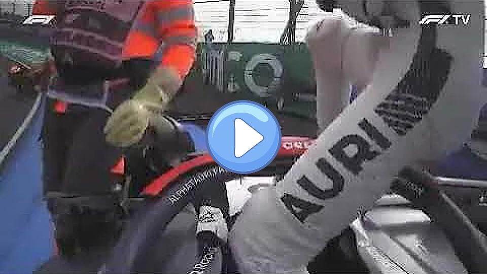 Video thumb: Daniel Ricciardo damaged his hand during the Dutch GP 2023 FP2.