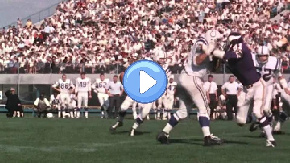 Video thumb: Johnny Unitas Breaks Career Passing TD Record (Sept. 18, 1966) | This Day in NFL History