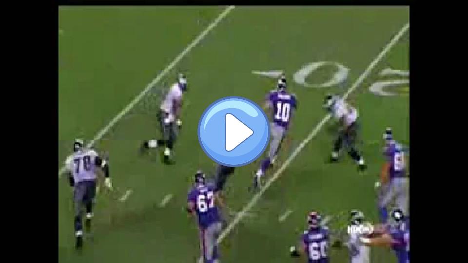 Video thumb: Eli Manning gets crushed!