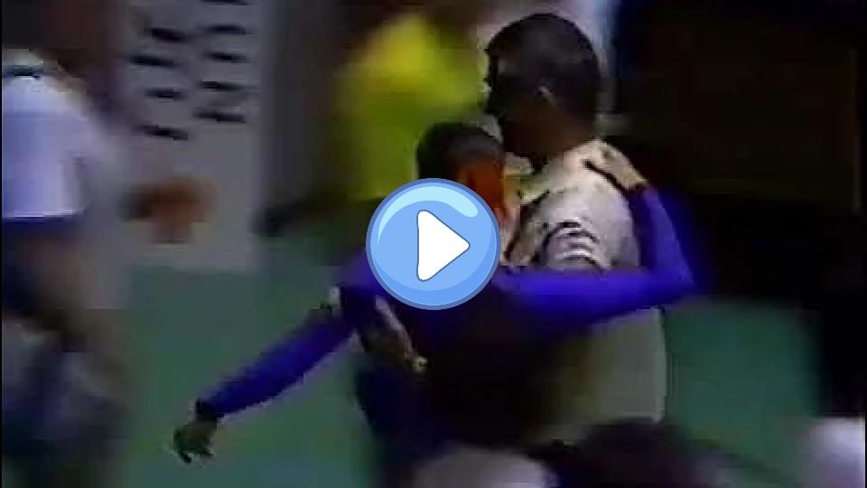 Video thumb: Lavinia Agache 🇷🇴 sustained an injury during the Team Finals/All-Around at the 1985 University Games.