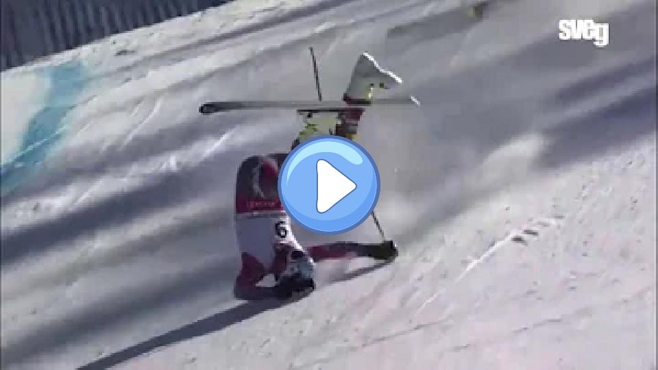 Video thumb: Bode Miller Crash in Beaver Creek: Bad Injury, Fall, and Cut Leg in Men's Super-G Alpine on 05/02/2015