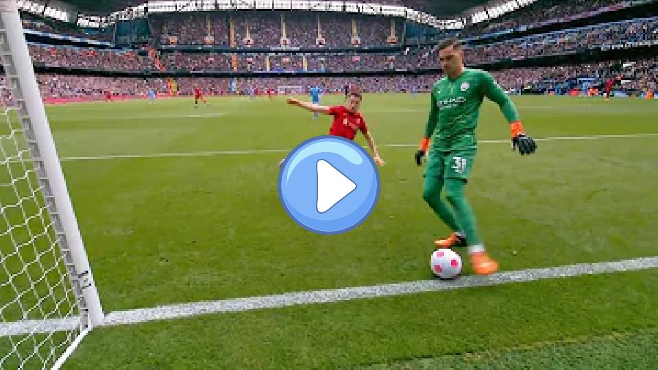 Video thumb: Incredible Goalkeeping Mistakes in Football