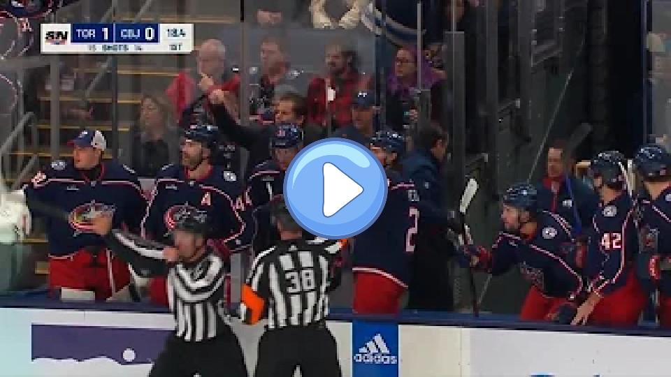 Video thumb: The Columbus bench calls for medical staff for Sean Kuraly.